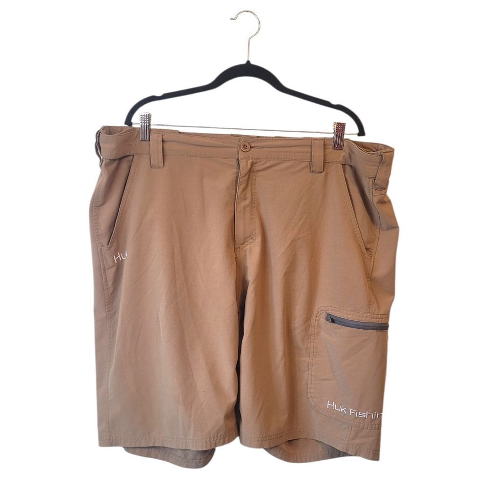 HUK Khaki Tech Fishing Shorts Men's Size XXL